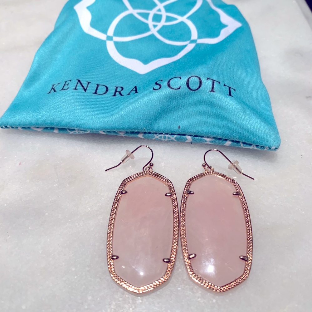 Kendra Scott cream/pink Drop Earrings